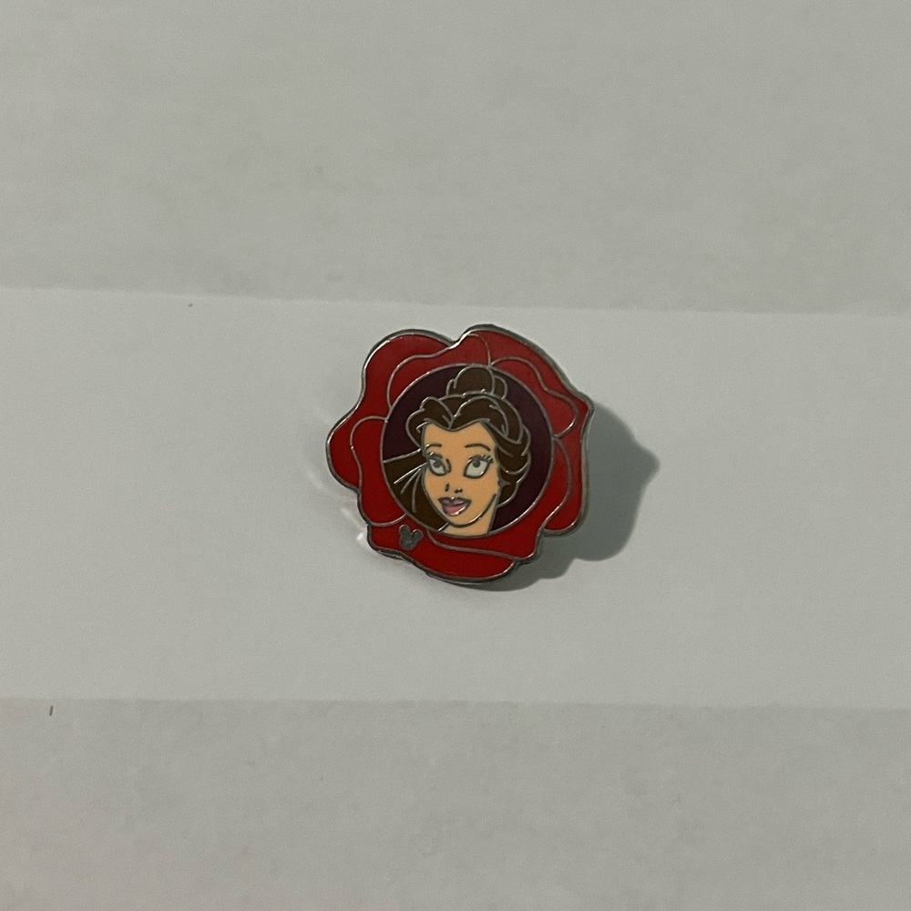 Official Authentic Disney Pin 2011 Hidden Mickey Belle Rose Flower